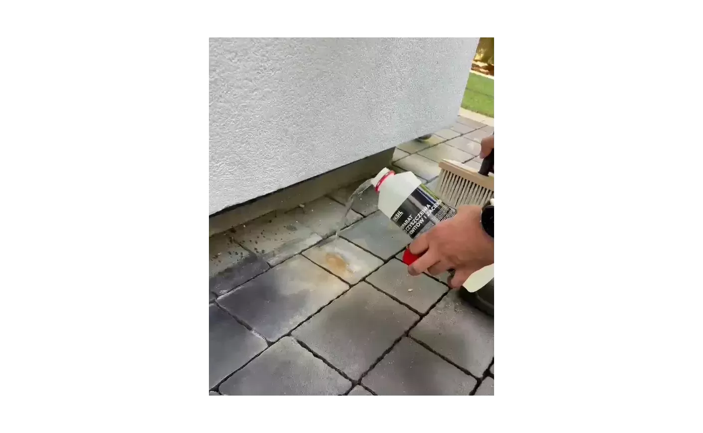 Czyszczenie i zabezpieczenie kostki brukowej przed zimą – sprawdzone preparaty EKSIL 